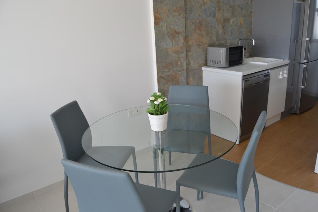 Residencial Sabrina Apartment โอริอุเอลา ห้อง รูปภาพ